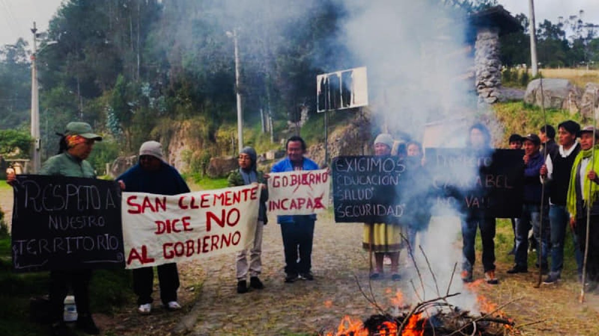 Los integrantes de la comunidad de San Clemente en Ibarra decidieron no permitir el ingreso de brigadas de los programas promovidos por la primera dama.