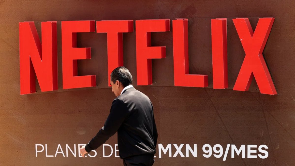 Fotografía de archivo de un logotipo de la plataforma Netflix en la Ciudad de México (México).