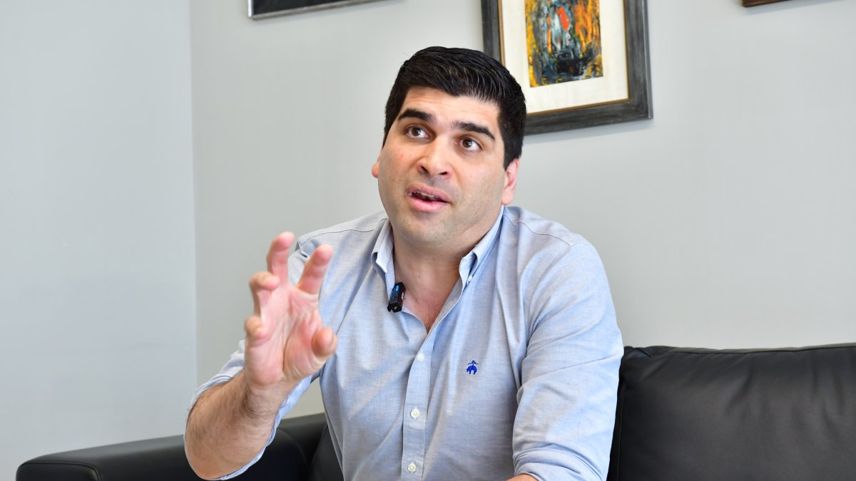 Sonnenholzner participó en las elecciones presidenciales anticipadas de 2023.