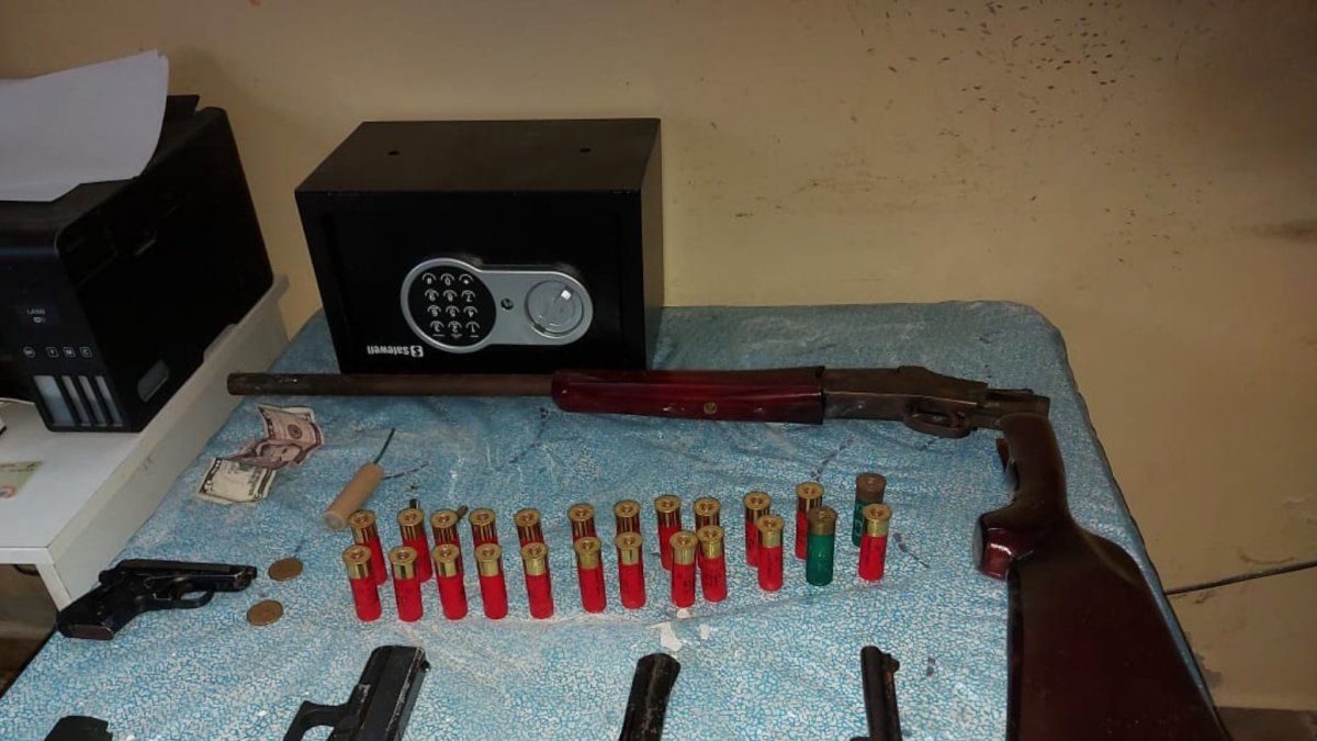 Se trata de dos personas de nacionalidad ecuatoriana.