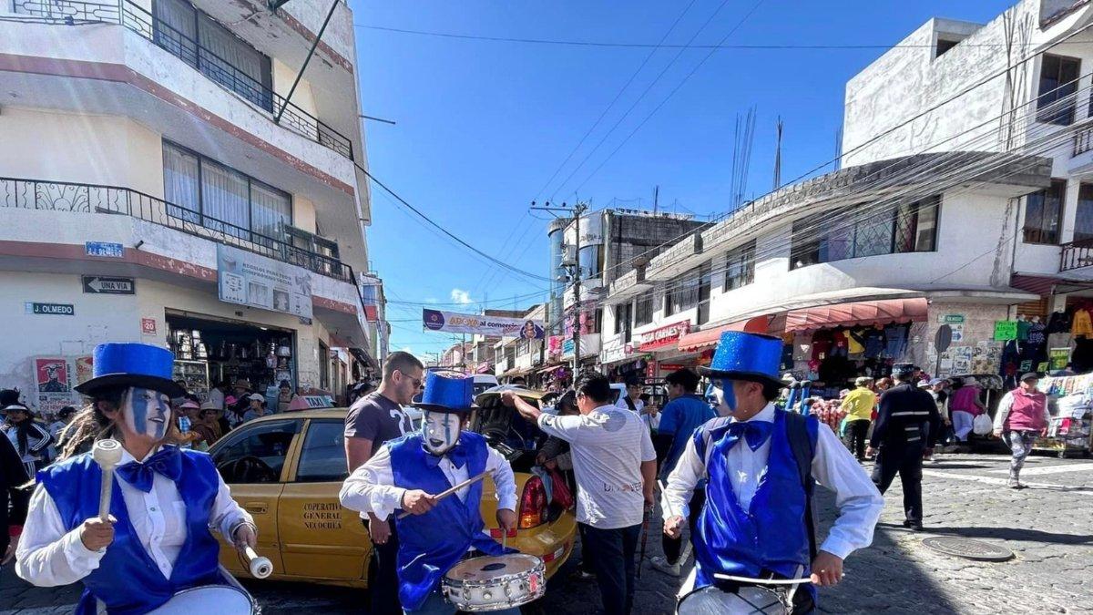 Con música se realizó la campaña en los exteriores del mercado Cerrado El Turismo