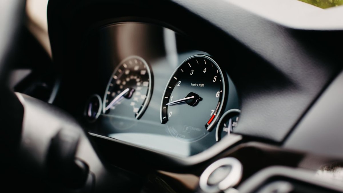 La manipulación del kilometraje puede considerarse estafa en Ecuador