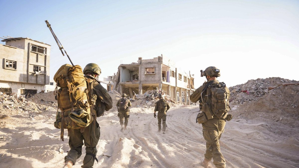 La Brigada Nahal del Ejército israelí en unas de sus incursiones en Rafah, el extremo sur de la Franja de Gaza.