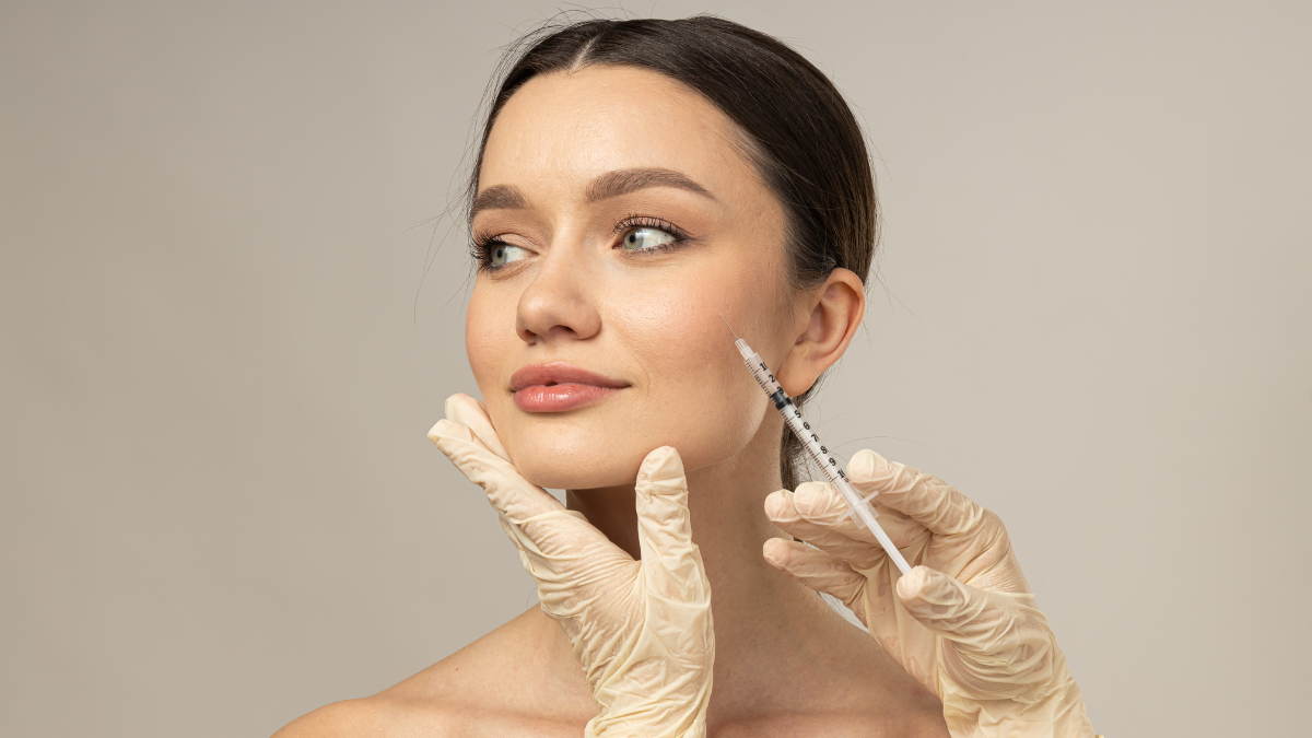 Las recomendaciones van desde ejercicios faciales, una dieta rica en antioxidantes y el uso adecuado de retinoides.