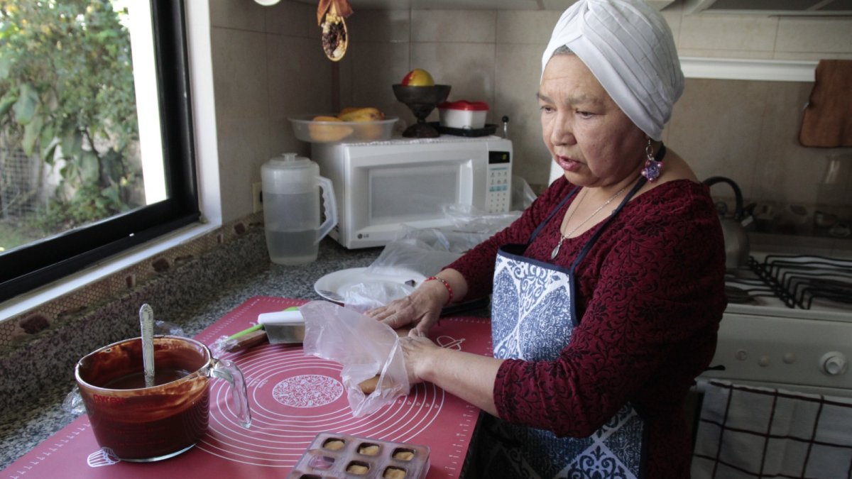 Elena realiza chocolates bajo pedido y para cualquier evento.