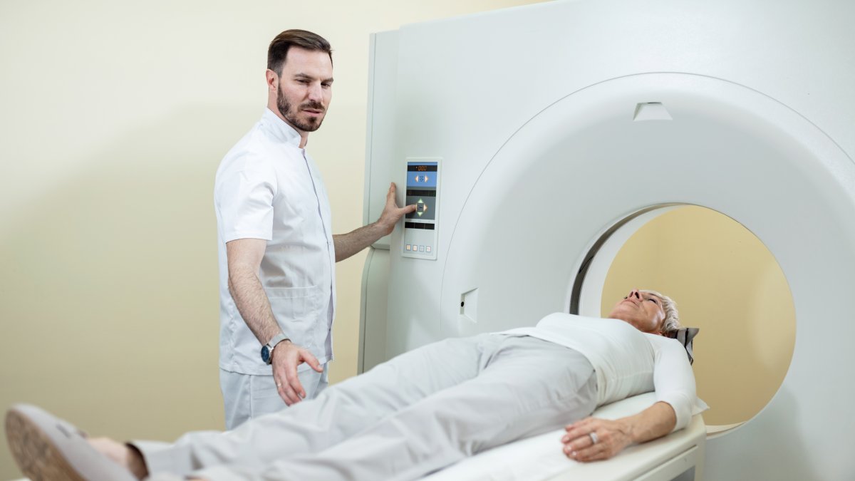 ¿Qué pasaría si hubiera una manera de mirar dentro del cuerpo y detectar signos tempranos de dolencias potencialmente mortales?