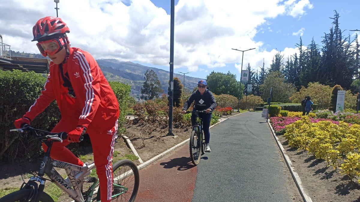Curso. La escuela de bicicleta, Biciteando, empezó y será permanente para el uso y respeto de las señales de tránsito.