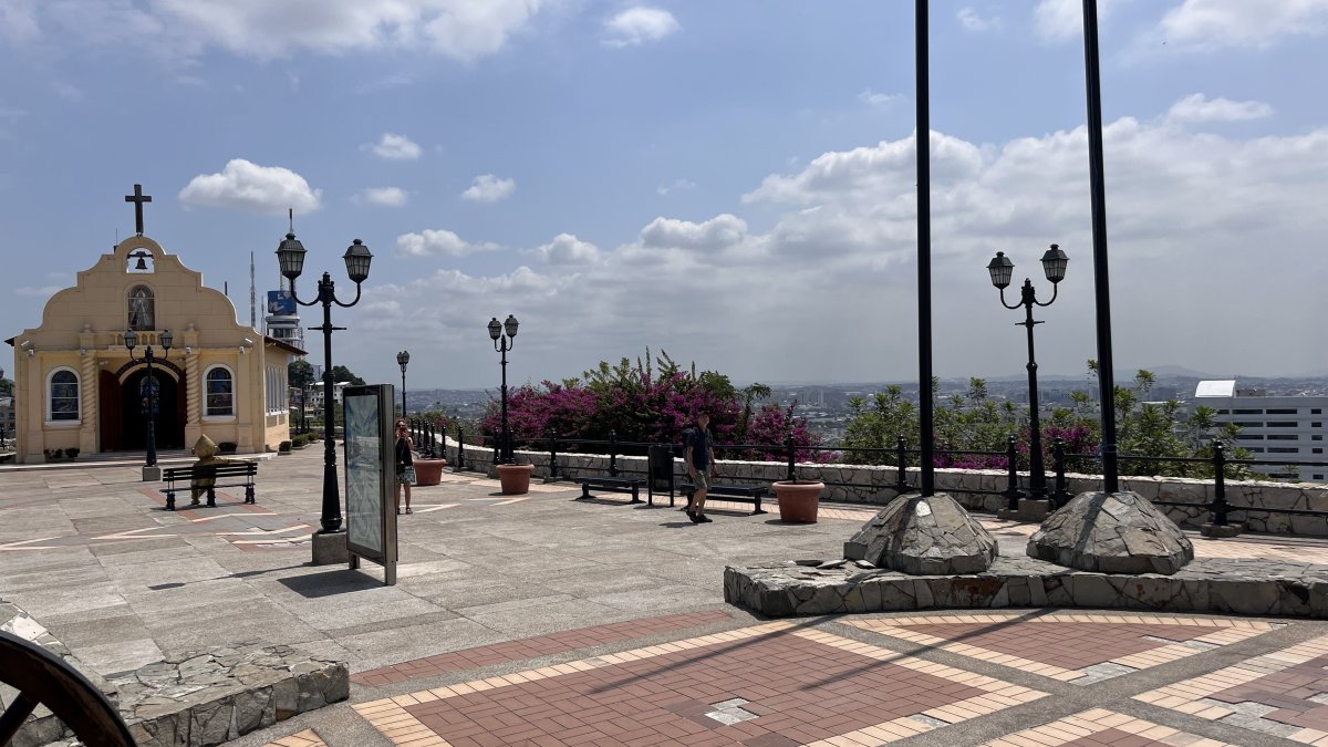 Visitas. El Barrio Las Peñas es uno de los sitios más visitados por turistas locales y extranjeros.