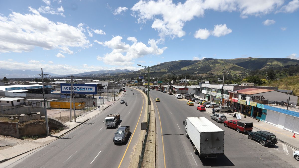 Pifo. La parroquia cuenta con una amplia zona industrial. El presidente del GAD de la localidad no forma parte de la Junta Cívica del valle del Ilaló.