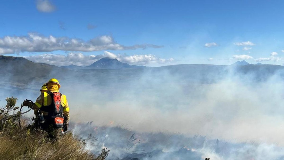 Las llamas en un páramo de Píntag empezaron en la madrugada del 24 de julio de 2024.