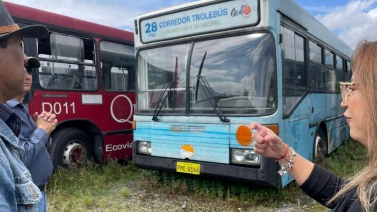 Otros dos troles dados de baja servirán como comedor comunitario y centro lúdico en Pifo.