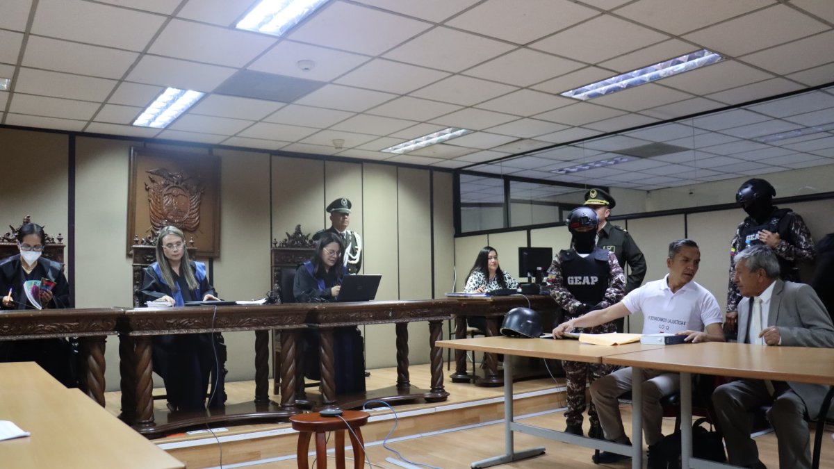 El expresidente del Consejo de la Judicatura, Wilman Terán, llegó a la Corte Nacional de Justicia para la audiencia de habeas corpus solicitada por el procesado.