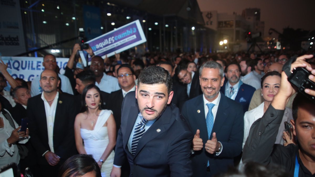 Aquiles Álvarez durante la Sesión Solemne del julio pasado, en Guayaquil. 