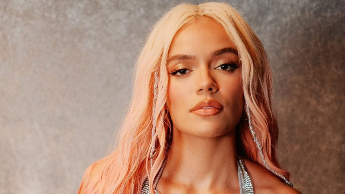 Karol G y Peso Pluma se llevan 5 galardones.