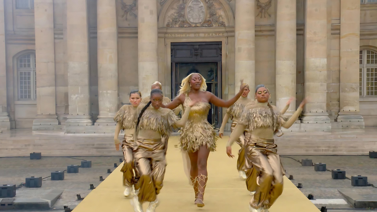 Aya Nakamura en los Juegos Olímpicos París 2024.