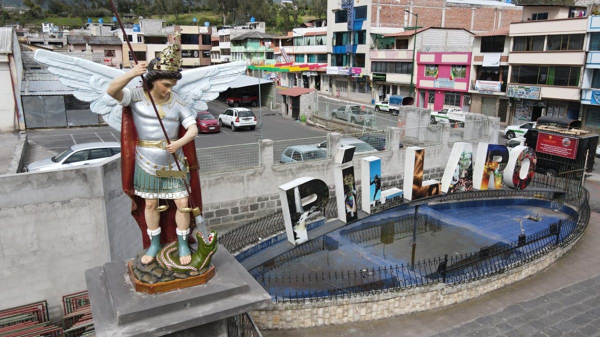 Píllaro. El cantón tungurahuense se promociona en una postal turística.