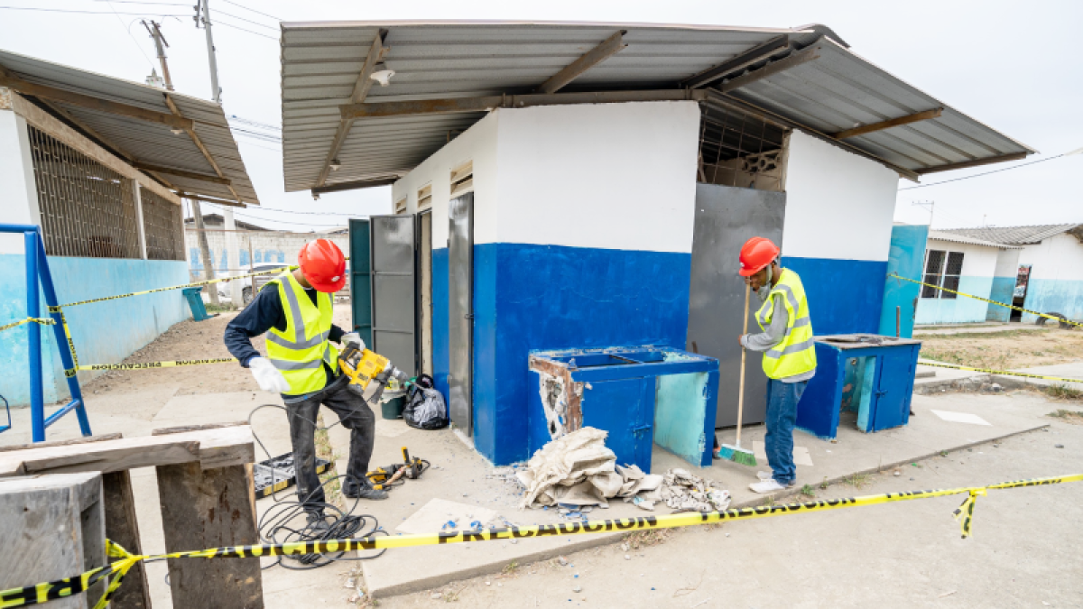El Ministerio de Eduación indentificó unidades educativas que necesitan reparaciones.