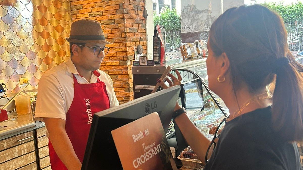 Los negocios apuestan por los medios de pagos digitales.