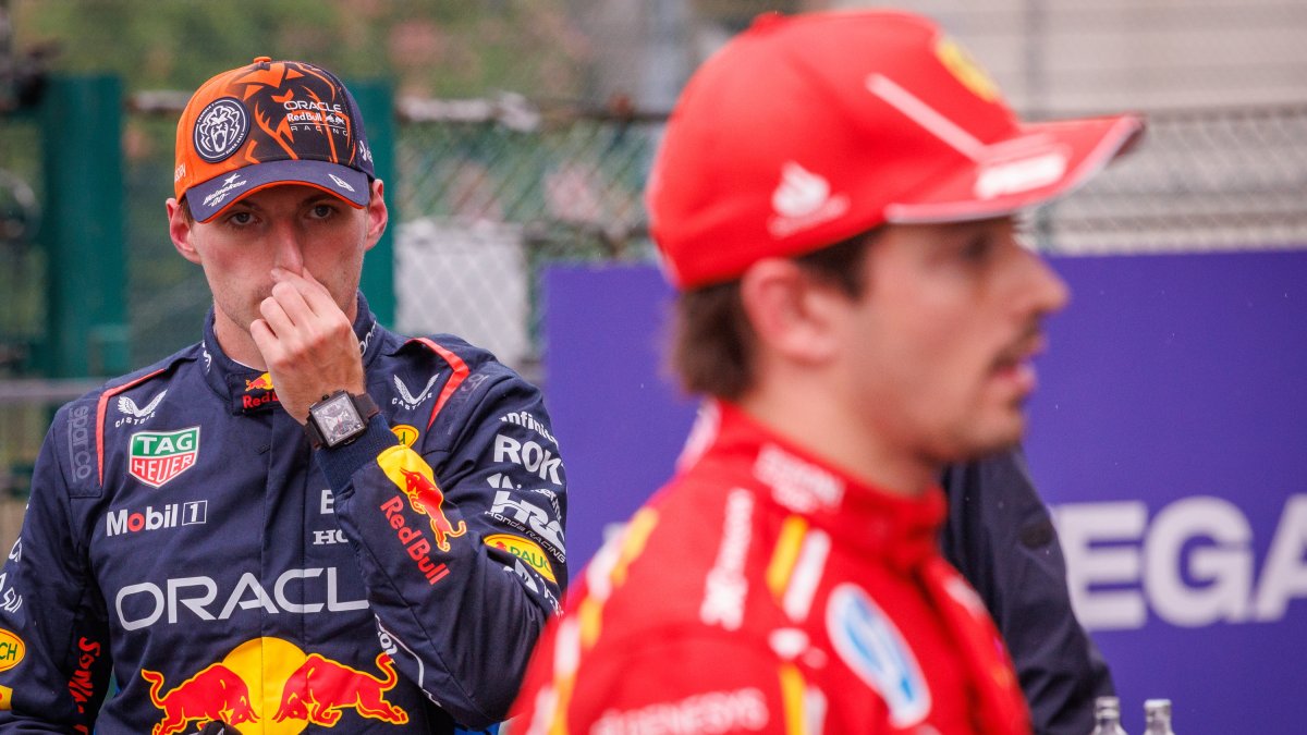 Mad Max (i) salió contrariado, tras llegar primero pero ser desplazado.