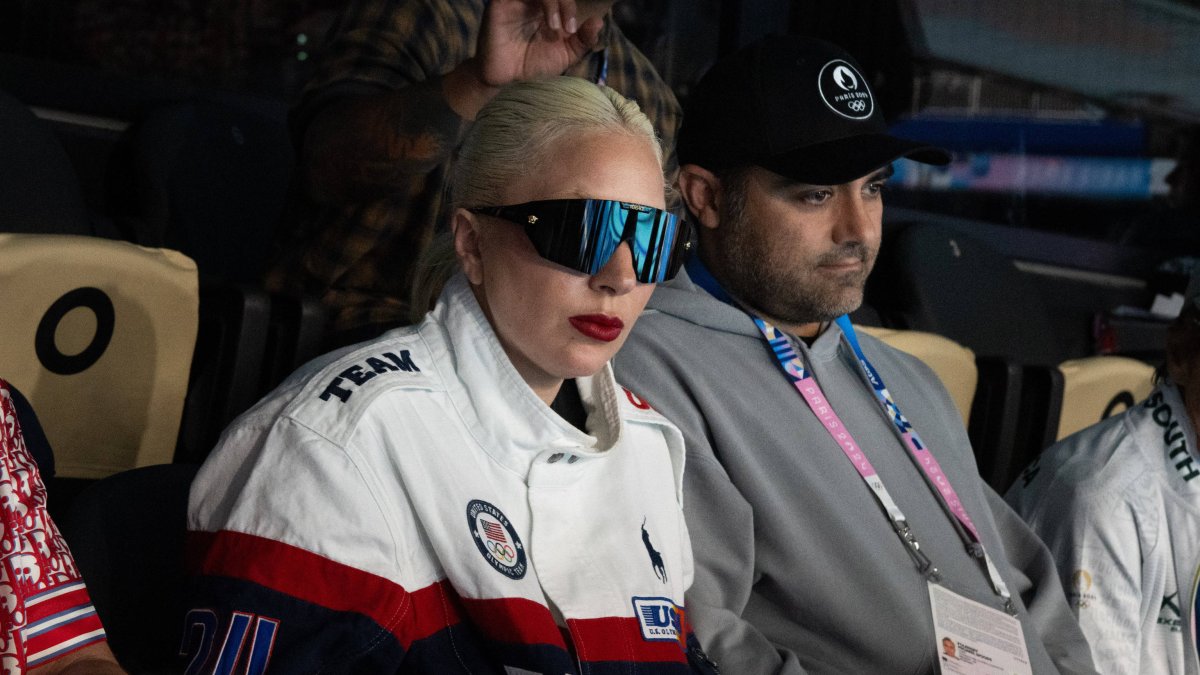 Lady Gaga junto a su prometido Michael Polansky