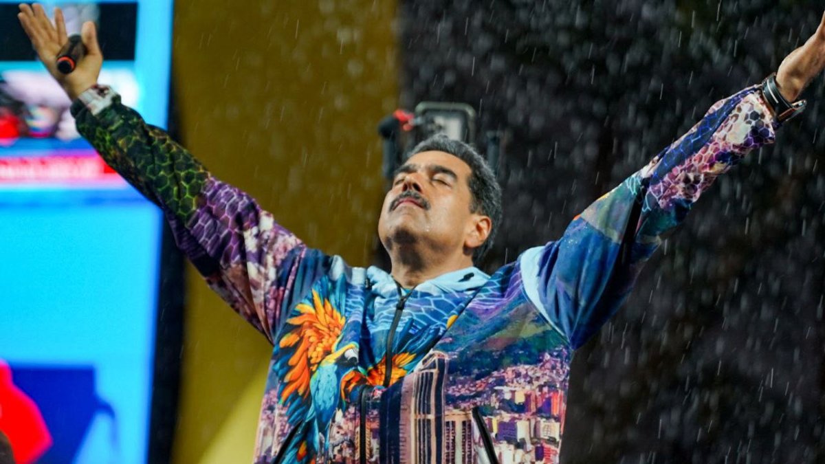 El Gobierno de Venezuela exigió este lunes a Argentina, Chile, Costa Rica, Perú, Panamá, República Dominicana y Uruguay el retiro, de manera inmediata, de sus representantes en territorio venezolano.