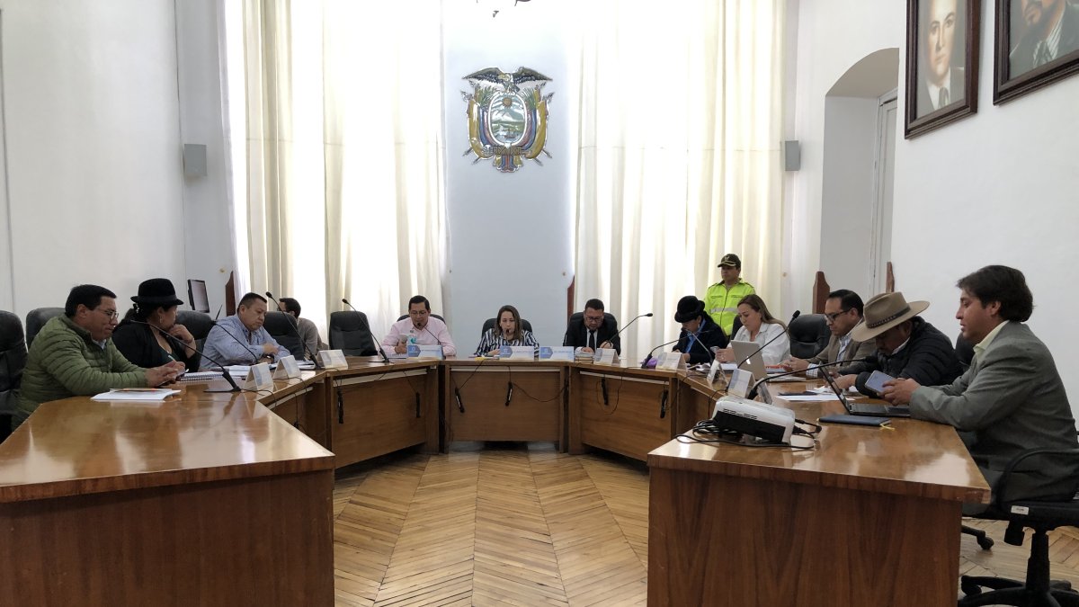 Al mediodía de este martes se reúne el Concejo Municipal de Latacunga.