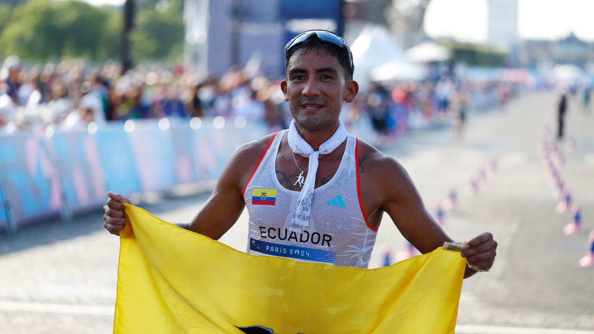 El ecuatoriano Daniel Pintado, oro en marcha este jueves en París.
