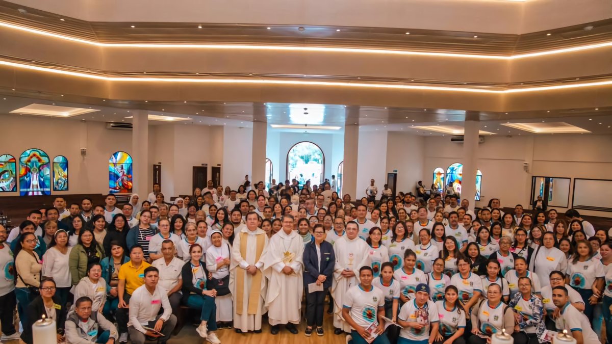 Acto. El personal médico podrá consagrarse en la Catedral de Guayaquil.