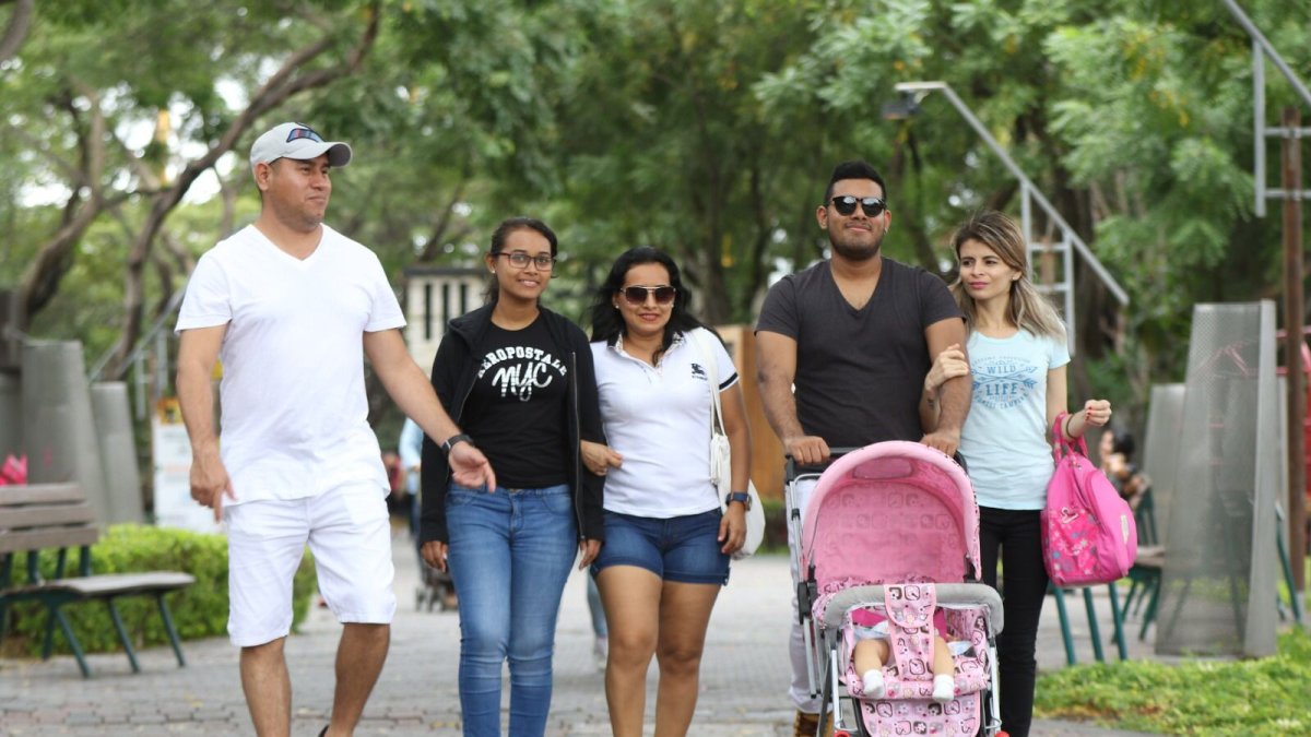 Una póliza que adquiere un cliente para asegurarse de que sus hijos, cónyuge o familiares reciban una indemnización si llegara a fallecer.