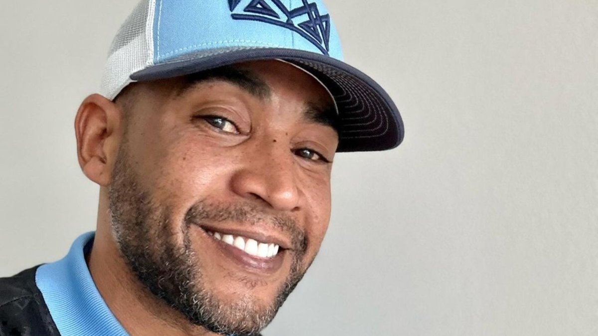 Don  Omar tiene 46 años.