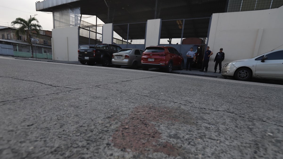 El ataque ocurrió la tarde del 31 de julio, en las calles Novena y Argentina. Una joven quedó herida como víctima colateral