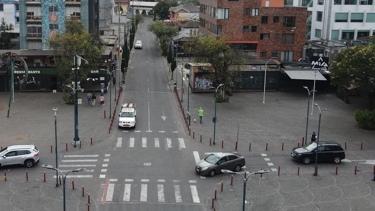 El control de los límites de velocidad en Quito ha generado opiniones que dividen a la ciudadanía.