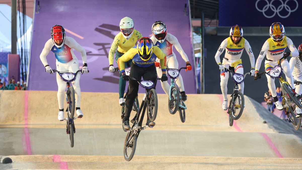 Alfredo Campos no logró superar la etapa de semifinal del BMX racing en París 2024