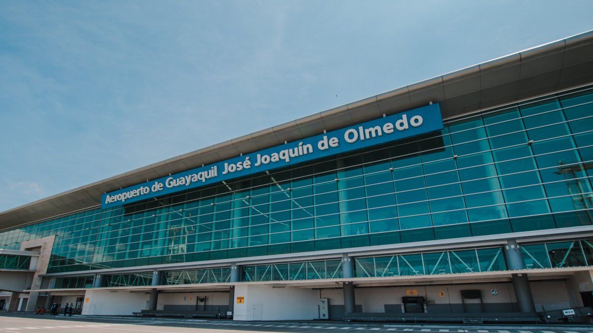 Los exteriores del aeropuerto guayaquileño José Joaquín de Olmedo.