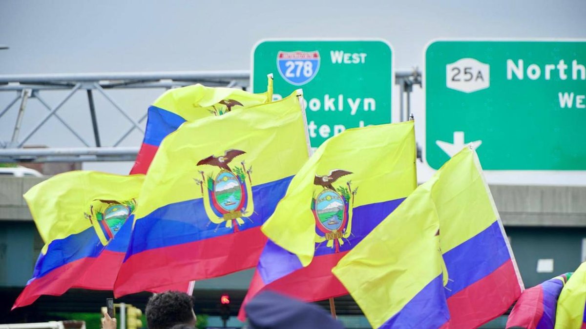 En Estados Unidos se dio el desfile cívico anual número 41 en la ciudad de Queens, Estados Unidos