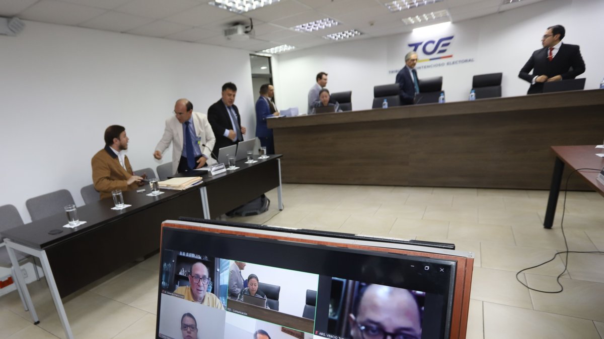 La audiencia oral única inició a las 10:00 del 7 de agosto de 2024.