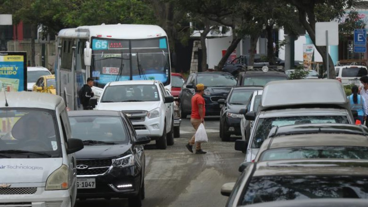 ARCHIVO. La Municipalidad de Guayaquil dispuso cierres viales por labores de mantenimiento.