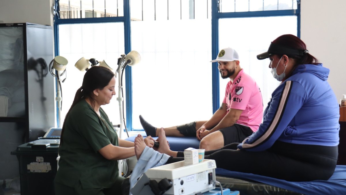 En la Unidad Norte del Municipio de Quito funciona el área de rehabilitación física.