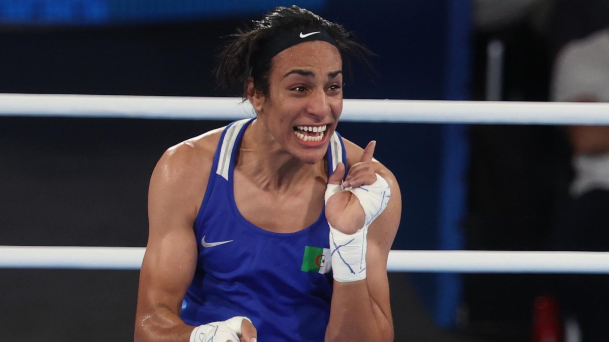 La boxeadora argelina Imane Khelif durante los Juegos de París 2024.