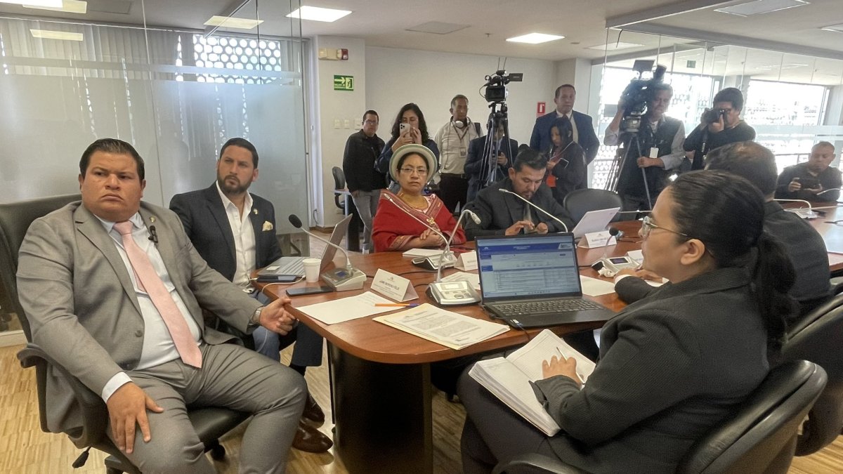 Comisiones. Optan por juicios ante inasistencias de autoridades. Ningún ministro de Noboa ha sido destituido.