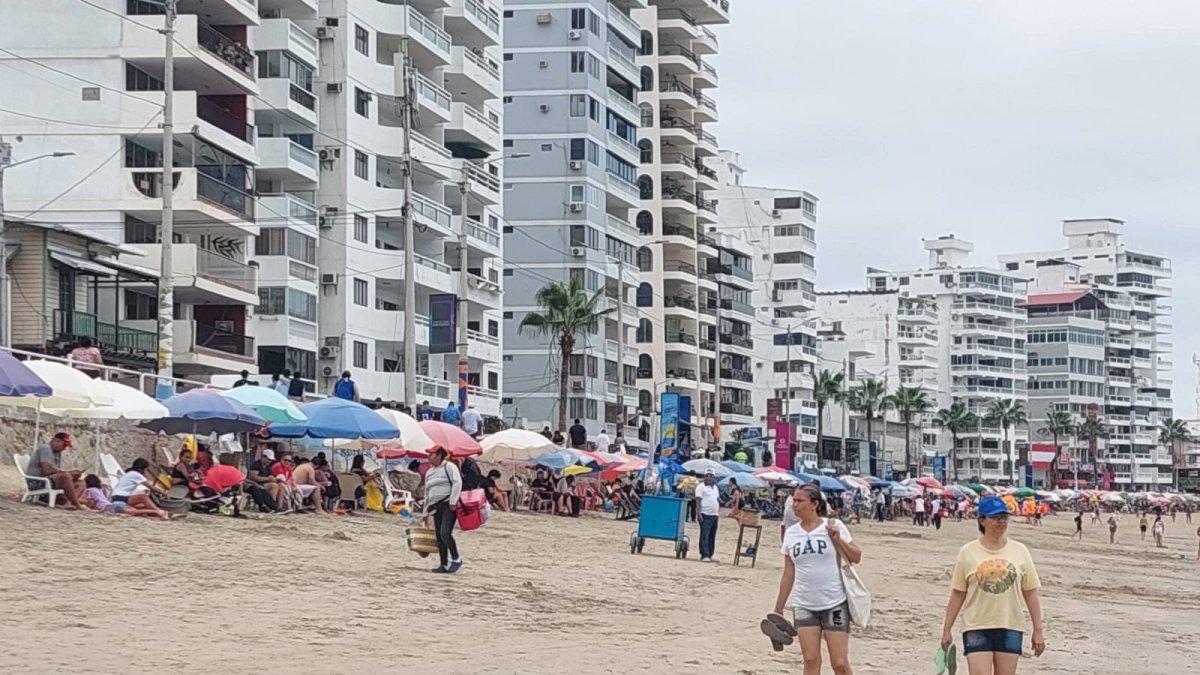 En Salinas hubo visitantes, pero no la cantidad esperaba.