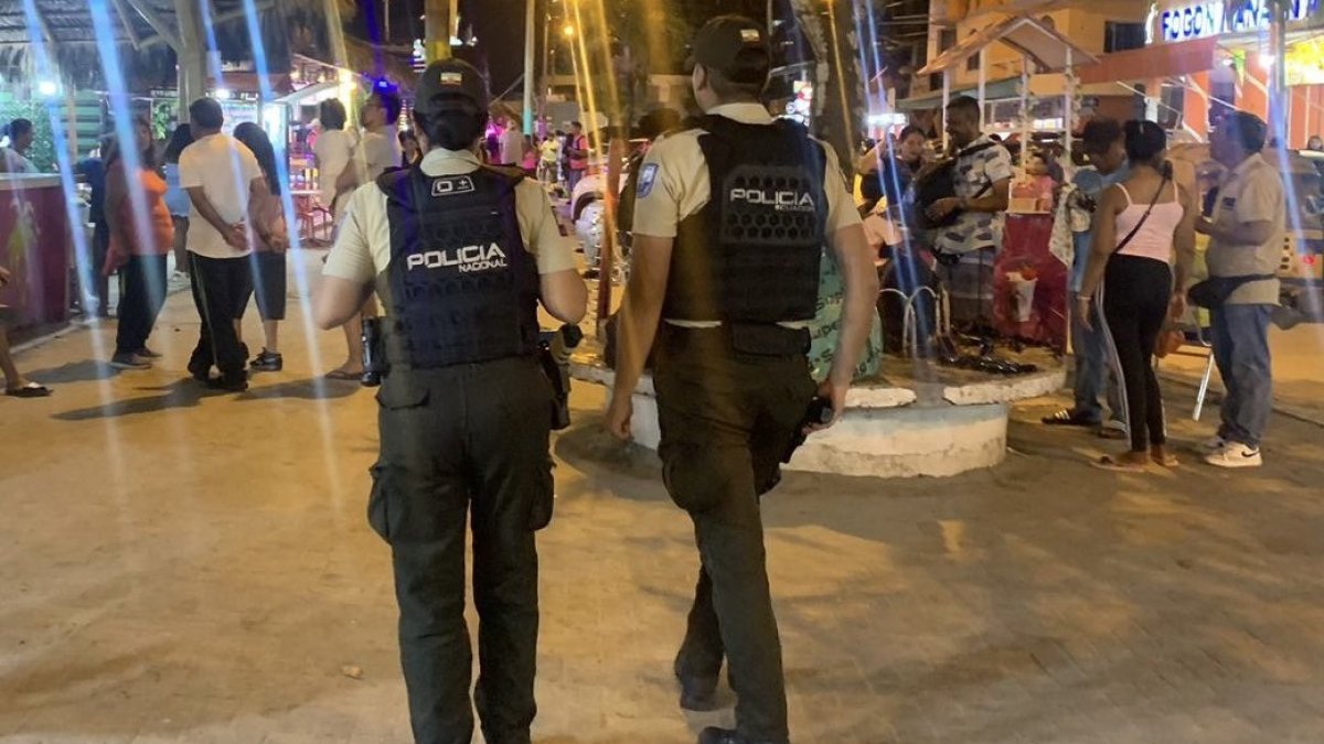 Imagen referencial. Agentes de Policía de Ecuador y Perú rescataron a seis mujeres que eran víctimas de trata de personas.