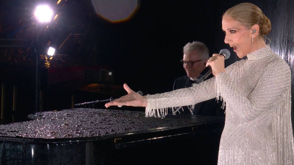 Celine Dion durante la apertura de los Juegos Olímpicos París 2024.