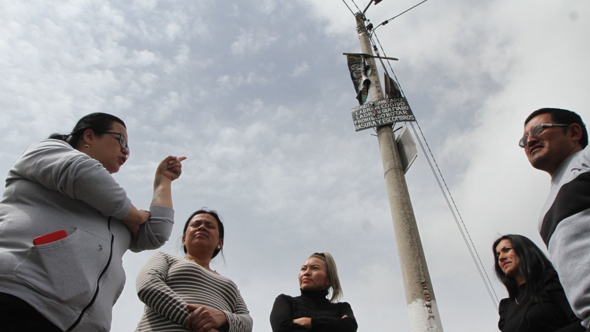 Ante los constantes robos y otros hechos delictivos, los moradores de El Troje hicieron marchas y costearon el arreglo de motos de la Policía.