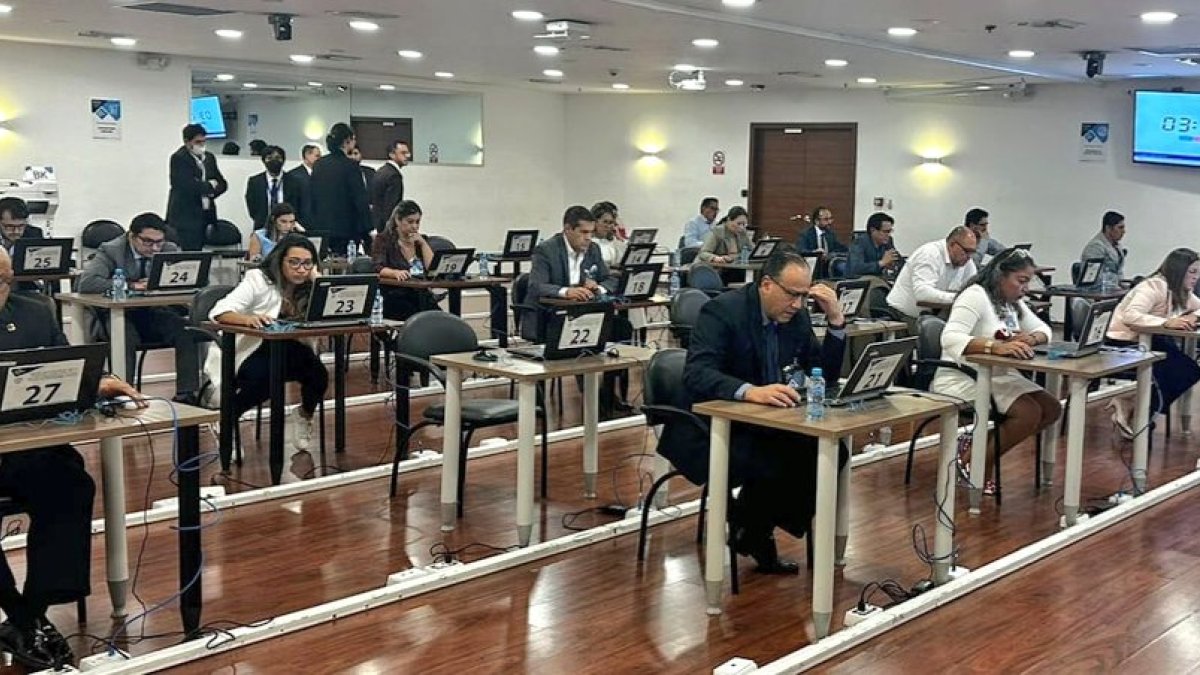 Concurso. Los aspirantes a jueces de la CNJ rindieron la prueba teórica en julio.