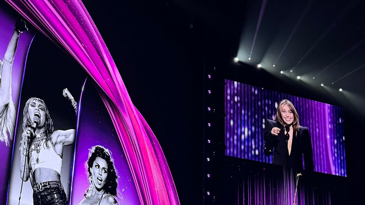 Miley Cyrus se convierte en la Leyenda Disney más joven de la historia