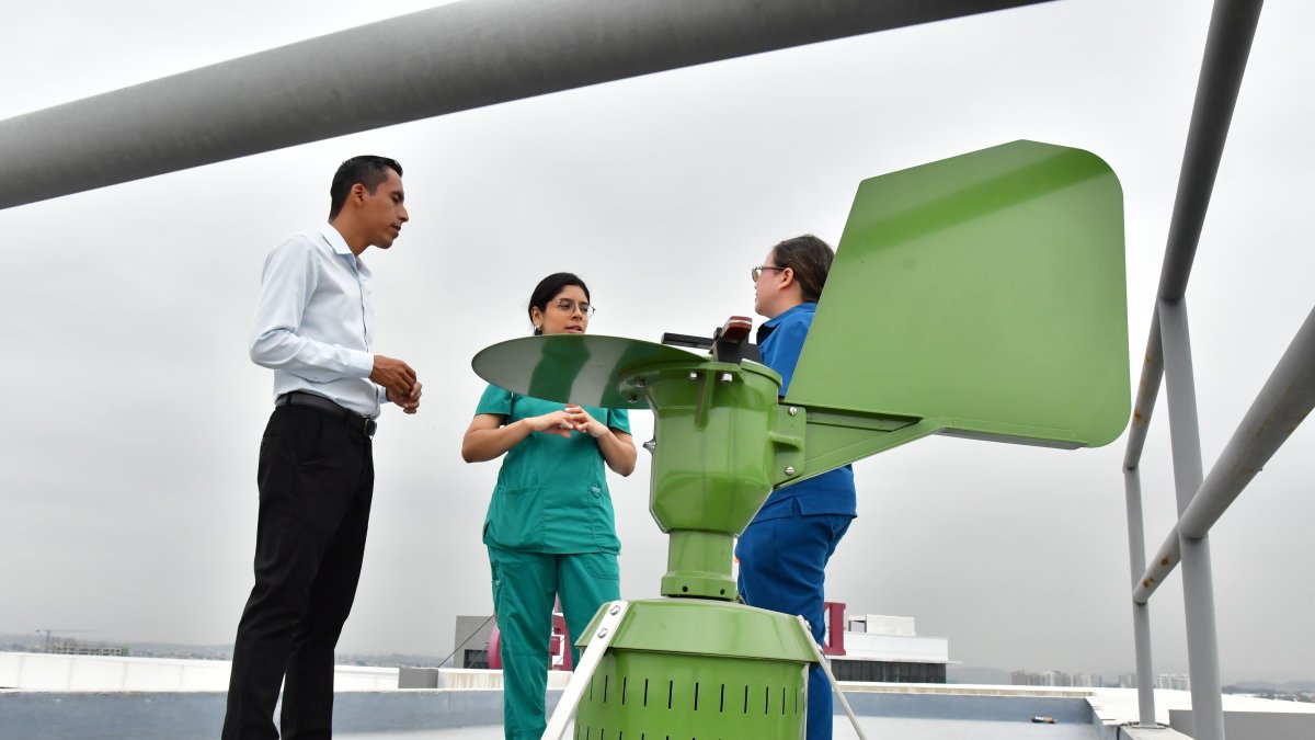 El Centro de Investigación de la UEES registra más de 20 tipos de polen y esporas que causan reacciones alérgicas.