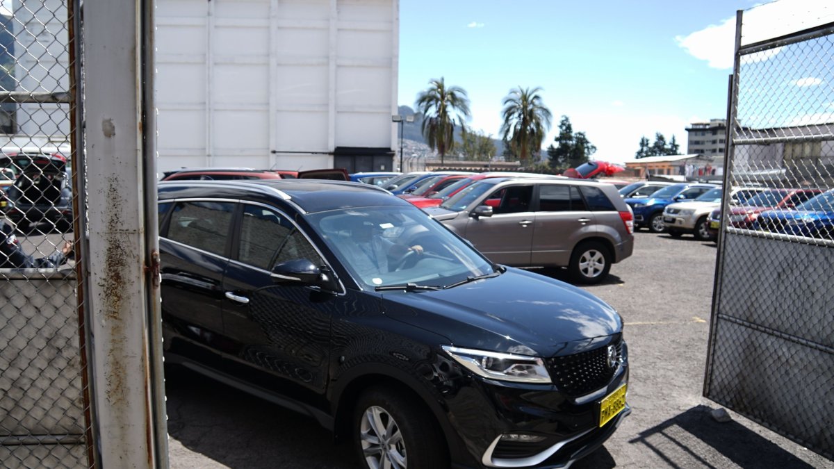 Compra. Los nuevos vehículos se tiene previsto que reemplacen 26 autos que ya cumplieron su vida útil.