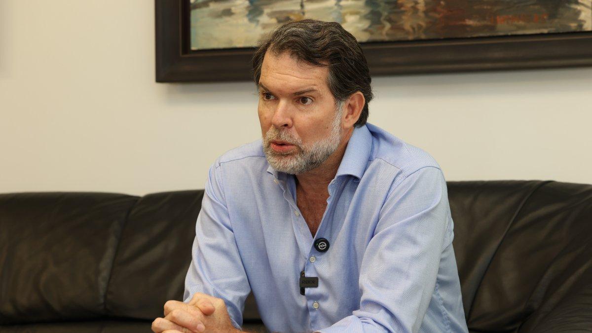 Francesco Tabacchi asumió la precandidatura presidencial por pedido de sectores productivos del país.