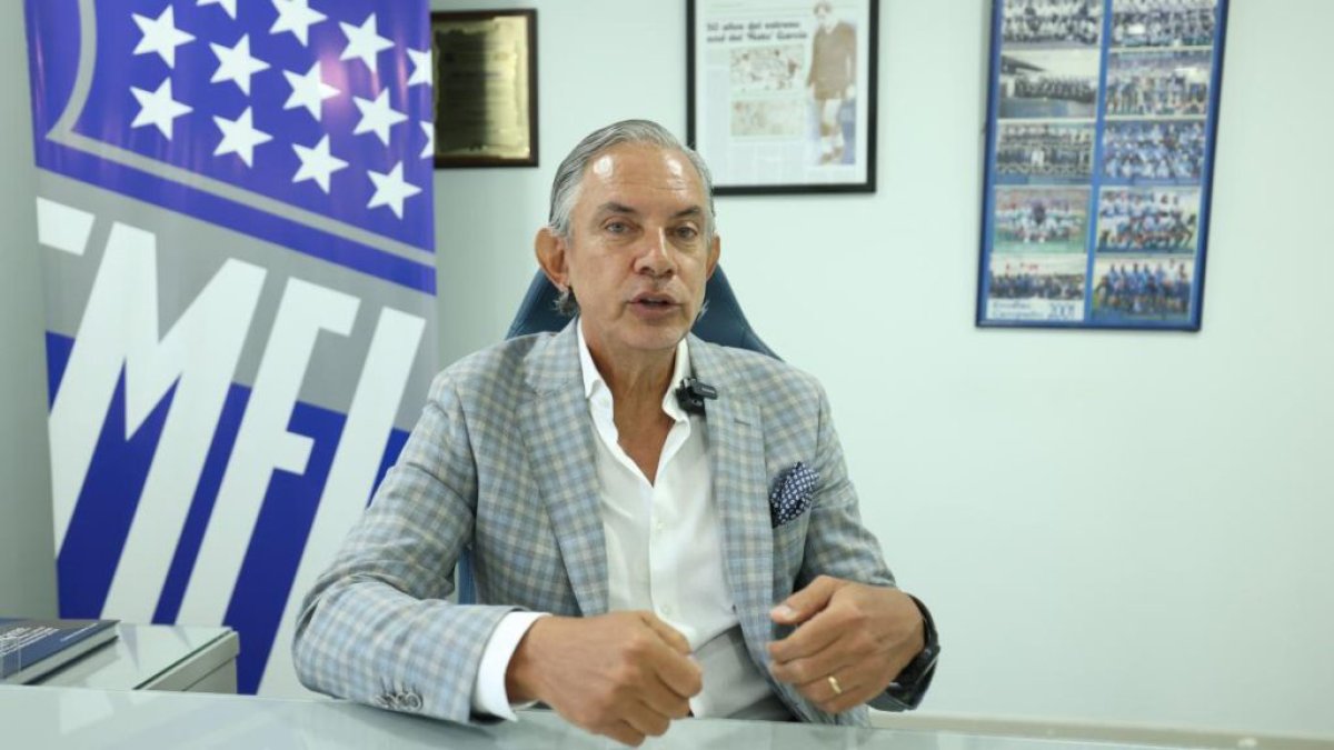 El presidente del Club Sport Emelec, José Pileggi, asumió el cargo en noviembre de 2022.